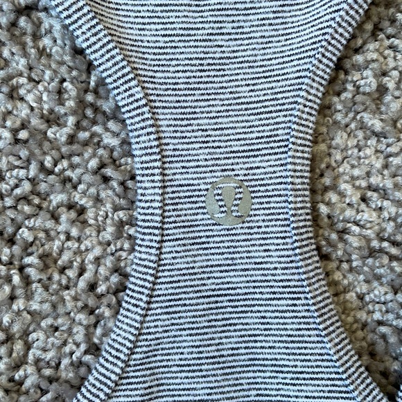 🍋LULULEMON Cool Racerback Tank - Picture 3 of 6